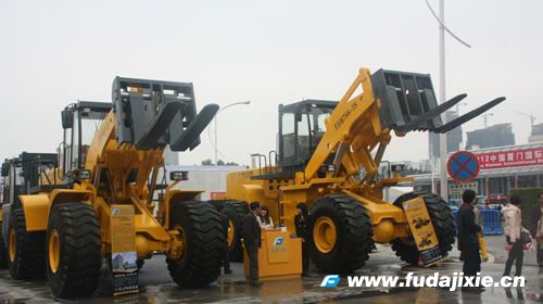 2012�����Ű���Ϸ���������վ(China)�ٷ���վչ