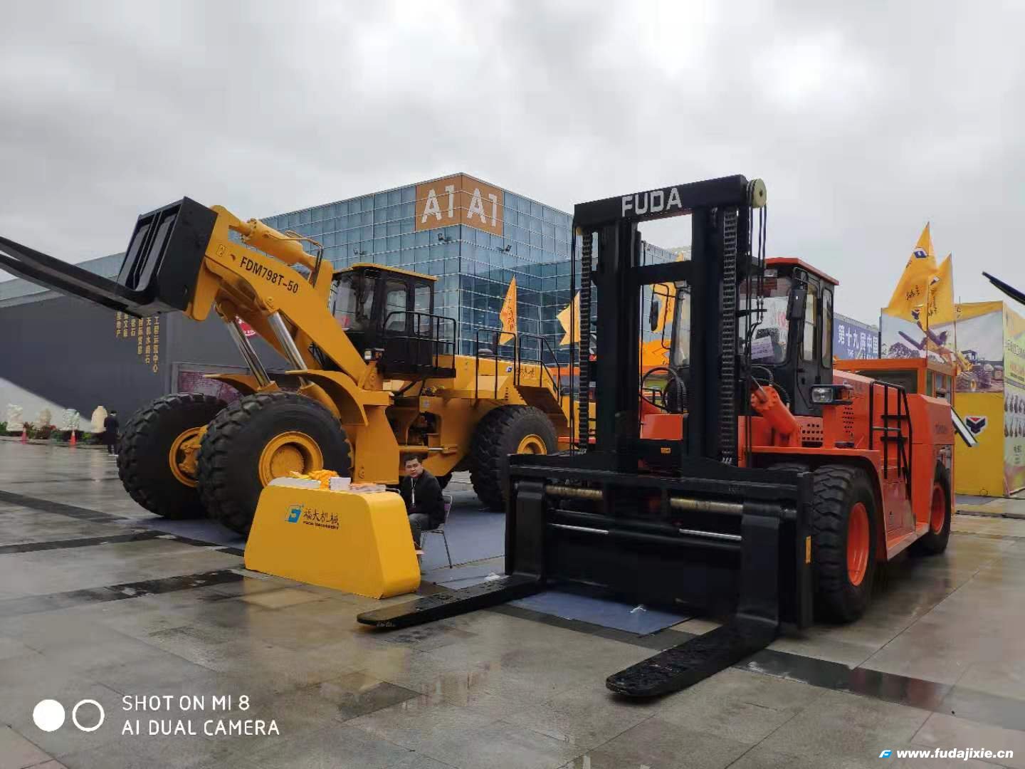 �����е50�ֲ�װ������2019�����Ű���Ϸ���������վ(China)�ٷ���վչ